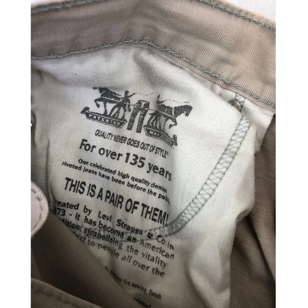 Levis tones seat classic